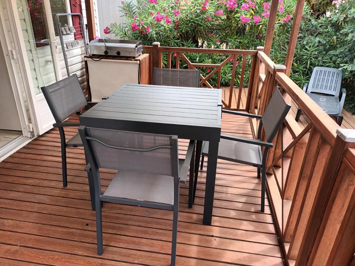 Camping Le Clos Du Thym 아르젤레쉬르메르 외부 사진